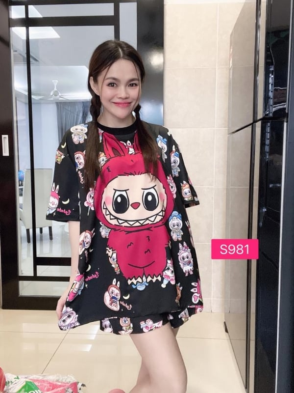 Labubu With Simple Design  (Bust 120cm)