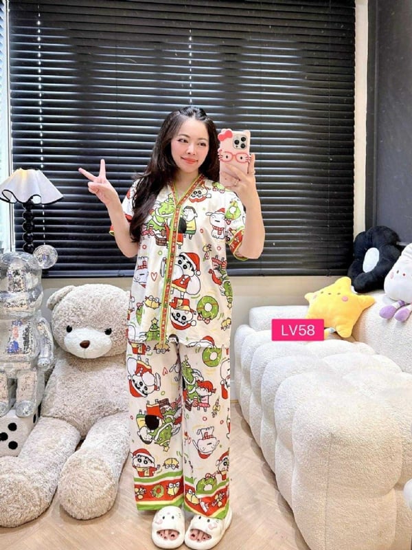 Shin Chan Chirmas V Neck Long Pant (Bust 120cm)