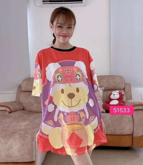 POOH NEW YEAR (SIZEBUST 120CM & BUST 130CM)