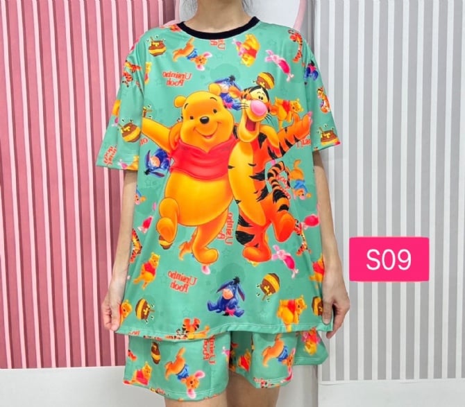 Pooh green (free size,bust 120cm)
