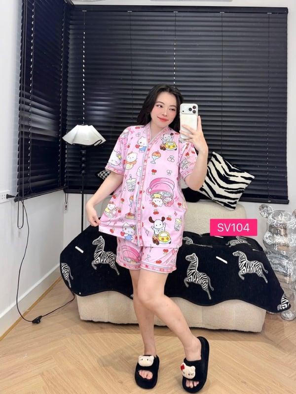 Pochaco & Kitty v neck set (free size)