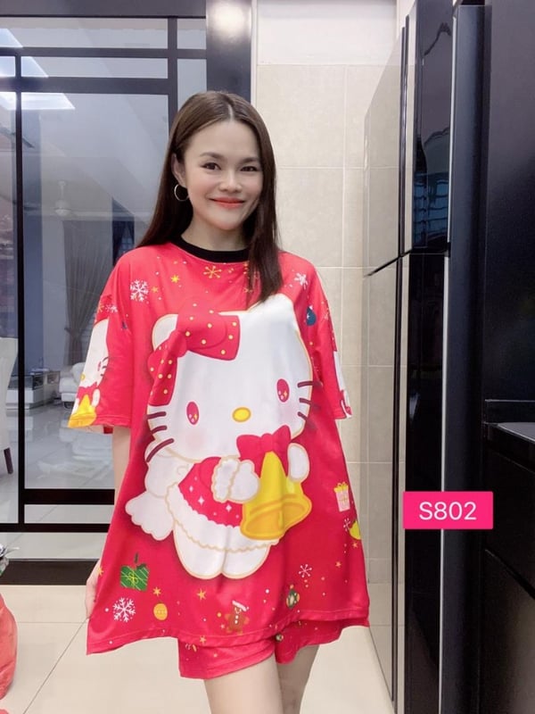 Kitty Red  (Bust 120cm)