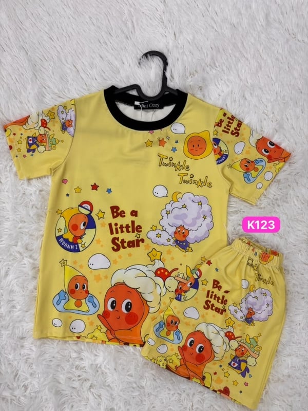 Stwinkel yellow kids size 5-8yrs & 9-12yrs old